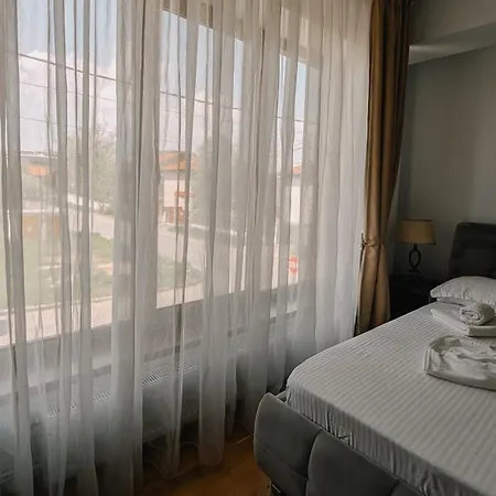 Hella Mamaia-nord