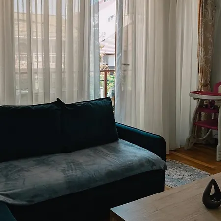 Hella Mamaia-nord Apartment *