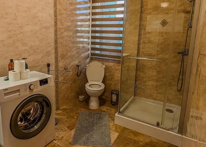 Hella Mamaia-nord Năvodari